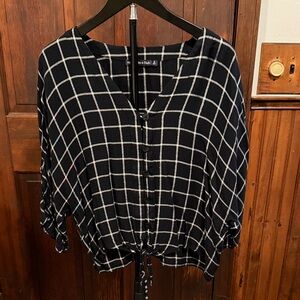 Abercrombie & Fitch Black and White Checkered Blouse